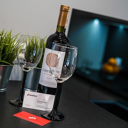 Appartamento Rentplanet - Odra Tower Breslavia Esterno foto