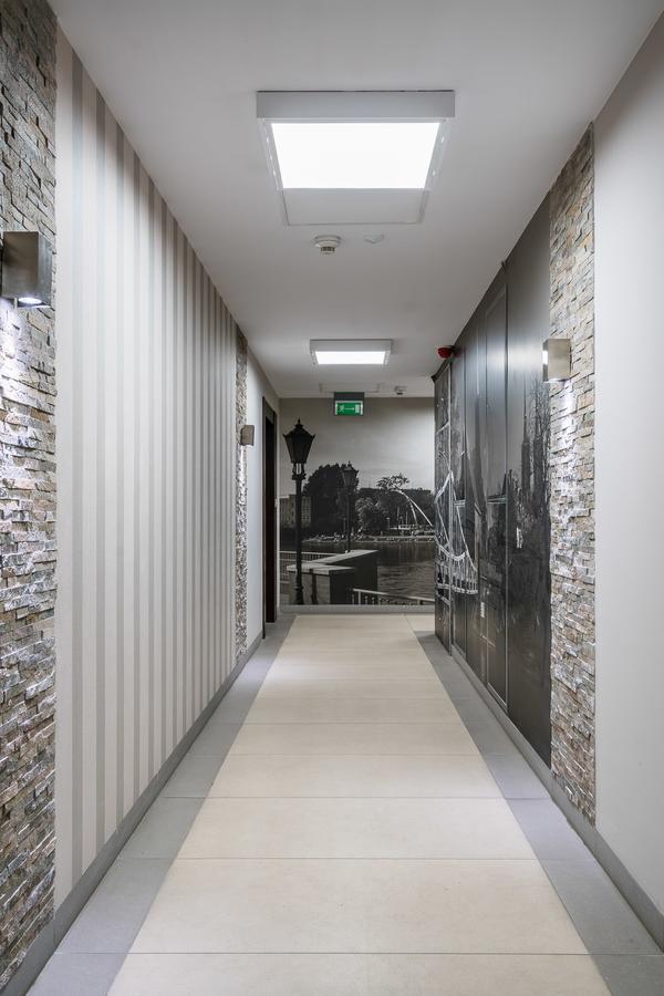Appartamento Rentplanet - Odra Tower Breslavia Esterno foto