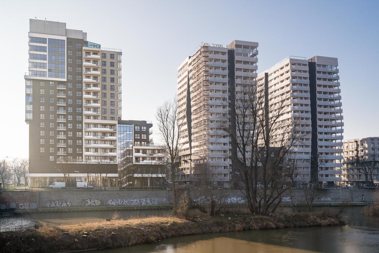 Appartamento Rentplanet - Odra Tower Breslavia Esterno foto